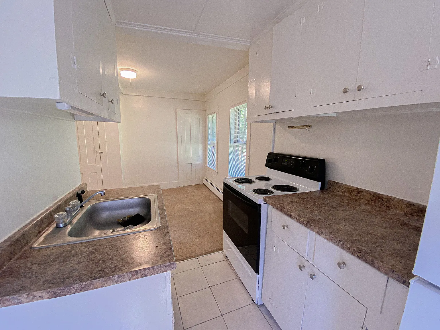 2 bed, 800 sqft, $1,350 — Photo 4