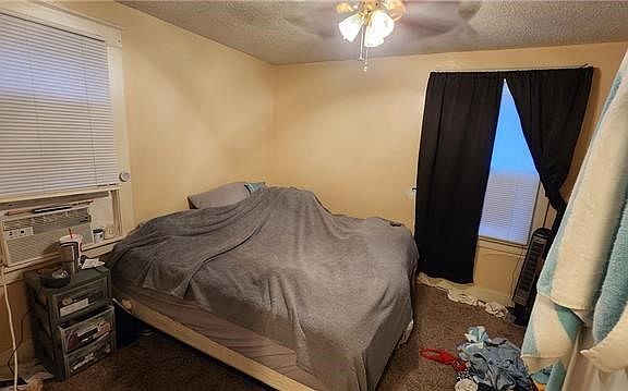 3rd image of 512 N Liberty St