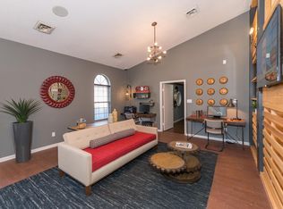 228 Oak Lake Run Cres APT C, Chesapeake, VA 23320