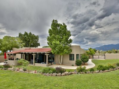 1144 Juniper Rd, Taos, NM, 87571