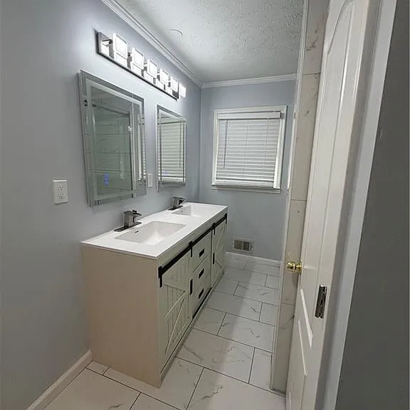 3336 Camelot Dr — Photo 29