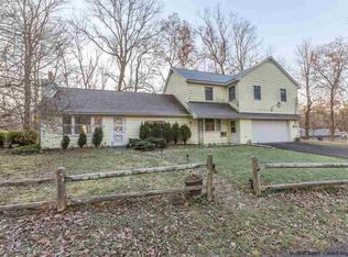 44 Van Buskirk Rd, Saugerties, NY 12477