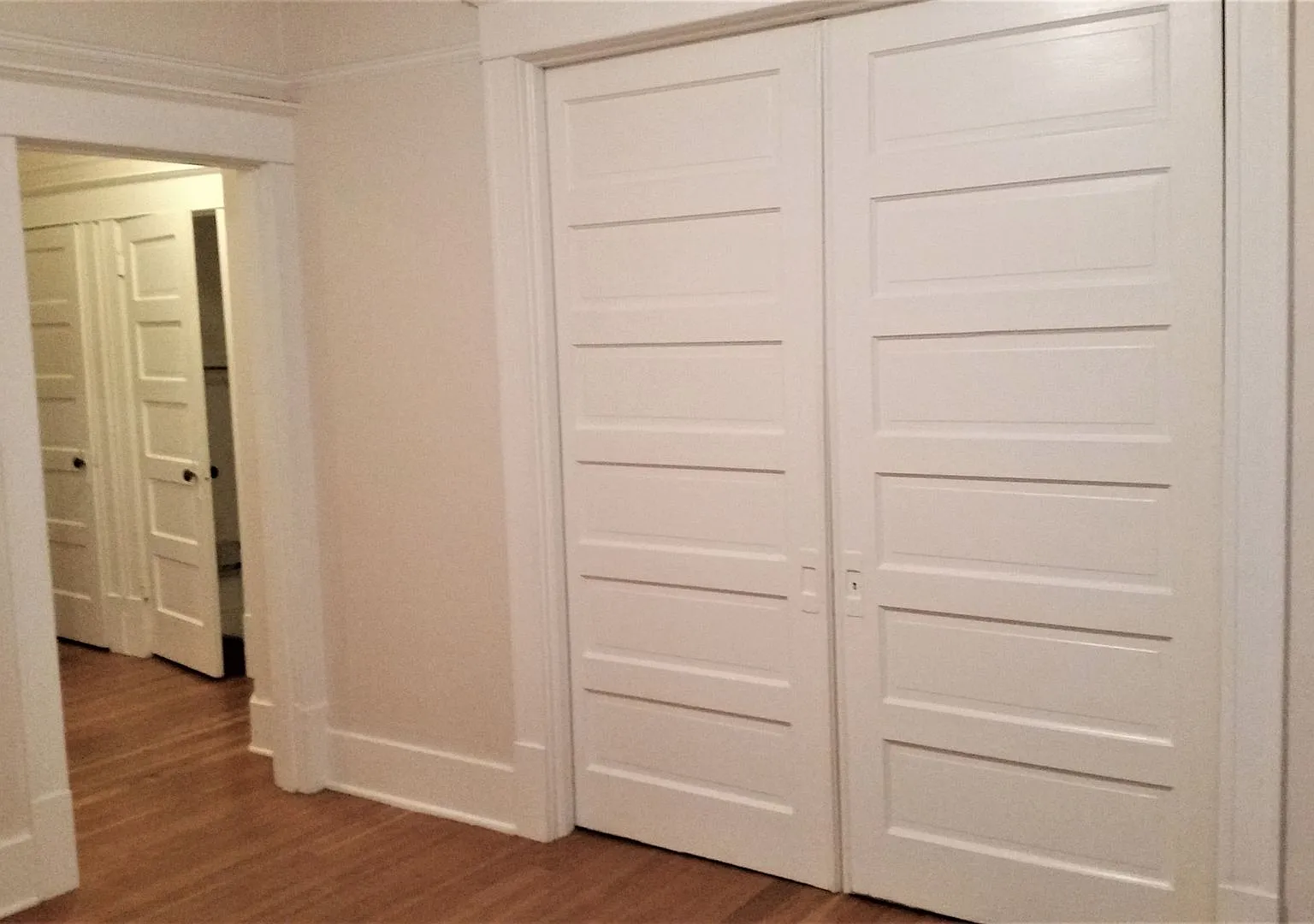 Roxbury Apartments — Photo 4