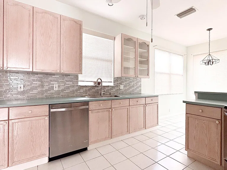 4873 Orange Tree Pl — Photo 18