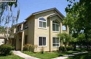 1st image of 5238 Fairbanks Cmn