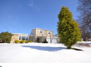 3672 Neshaminy Valley Dr, Bensalem, PA 19020