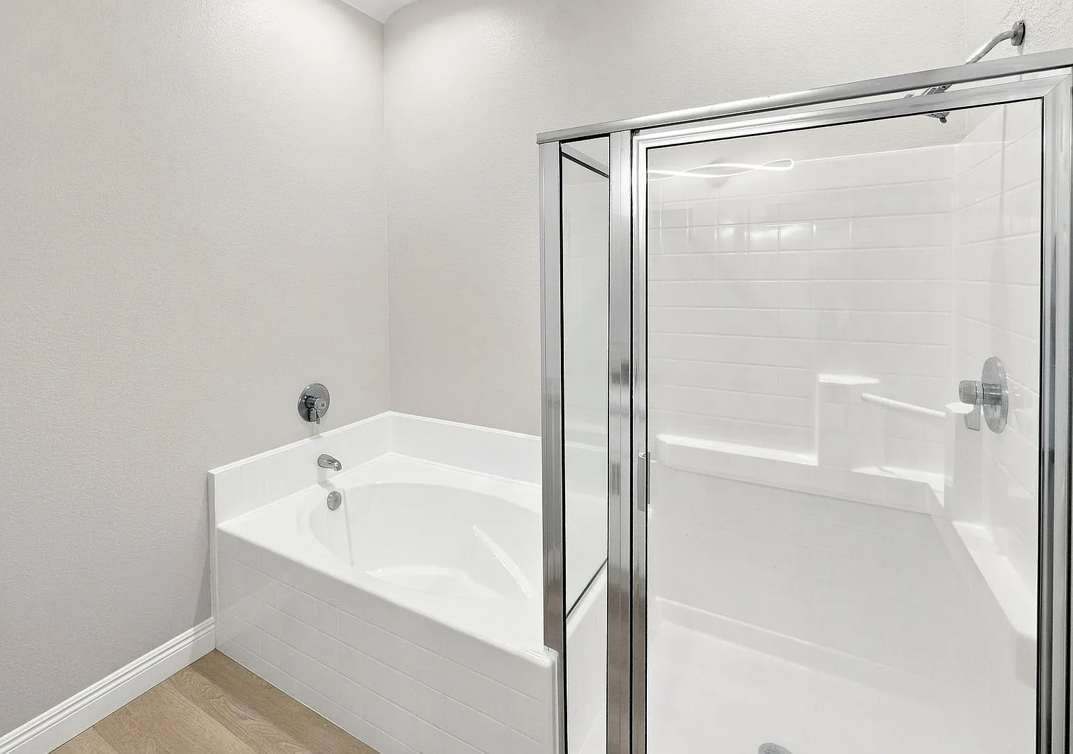 Beautifully Remodeled 3-Bedroom Home Minutes from Loma Linda University — Photo 4