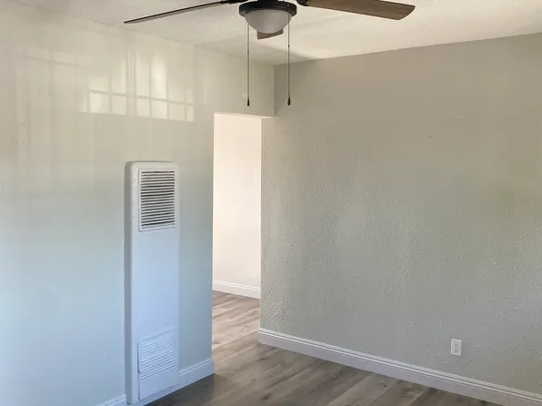 7833 S Towne Ave #10, Los Angeles, CA 90003