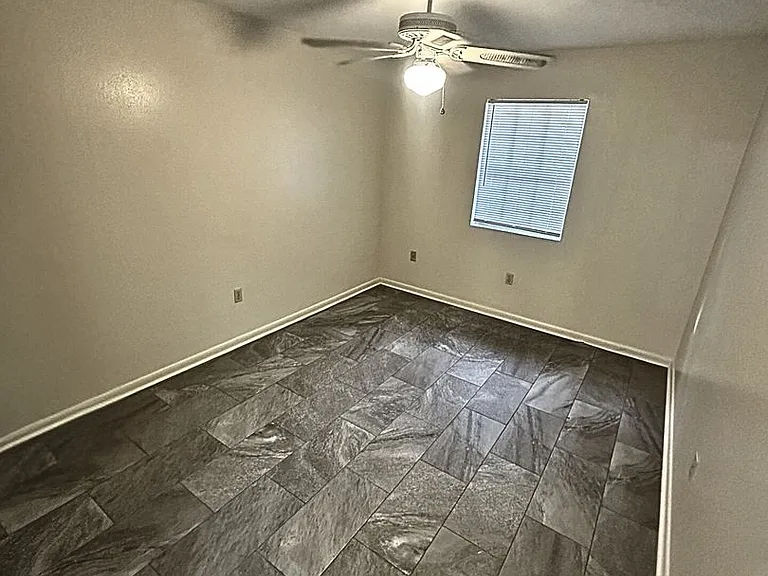 111 Mallard Dr #A — Photo 10