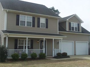 80 Camden Ct E, Sanford, NC 27332