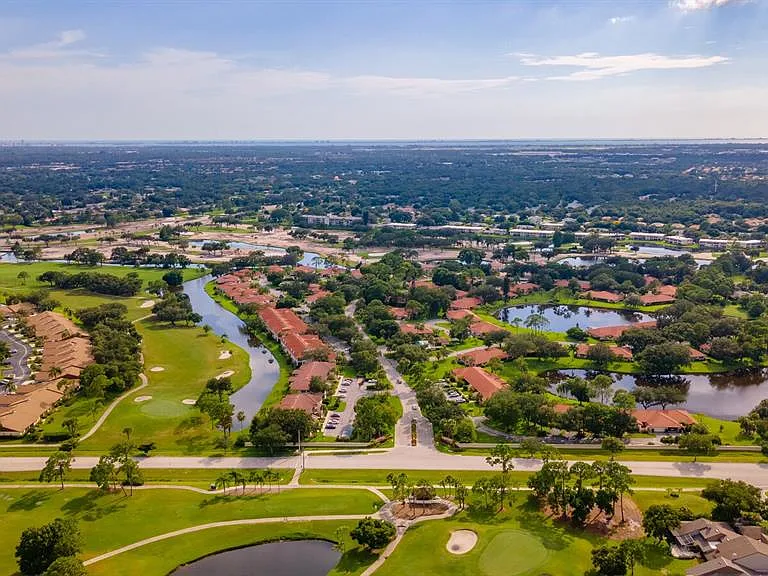 5640 Golf Pointe Dr #101 — Photo 43