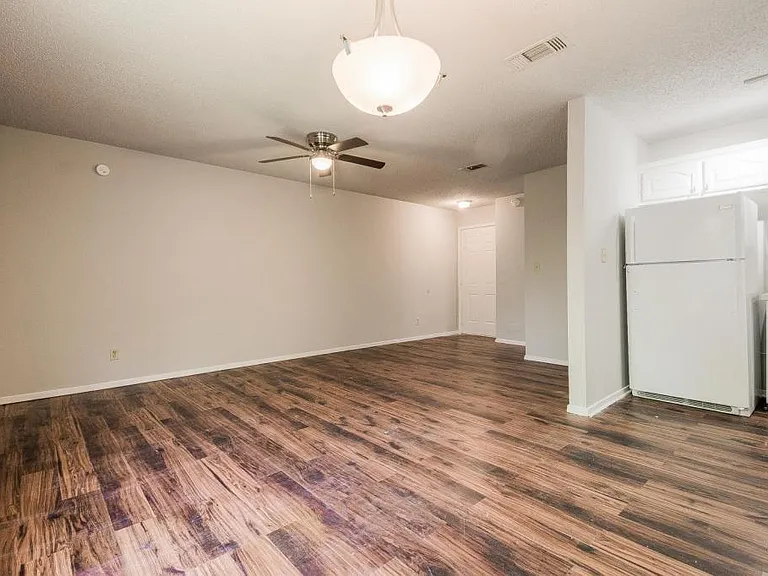 246B W McFarland St #246B — Photo 7