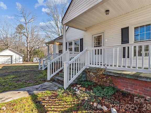 3rd image of 2640 Cannon Farm Rd