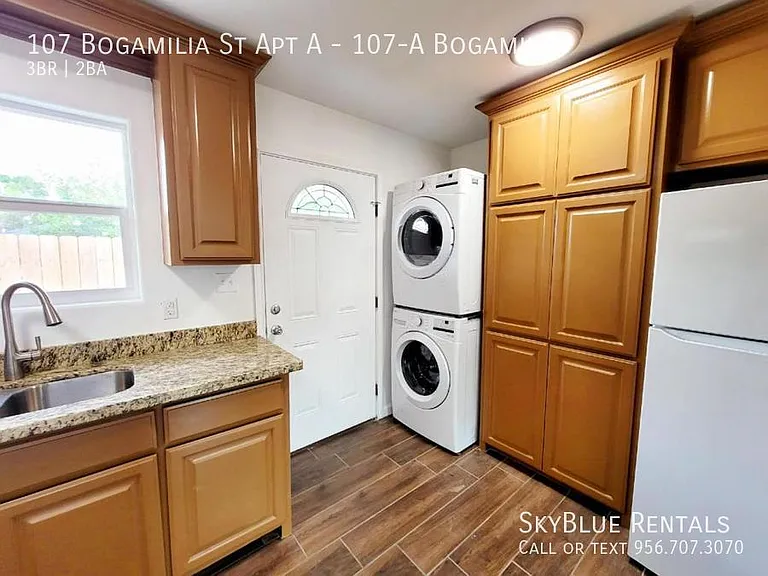 107 Bogamilia St #A — Photo 5