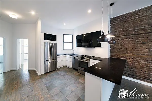 Rented by Maison International | media 6