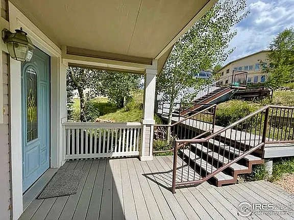 133 E Grand Ave — Photo 28