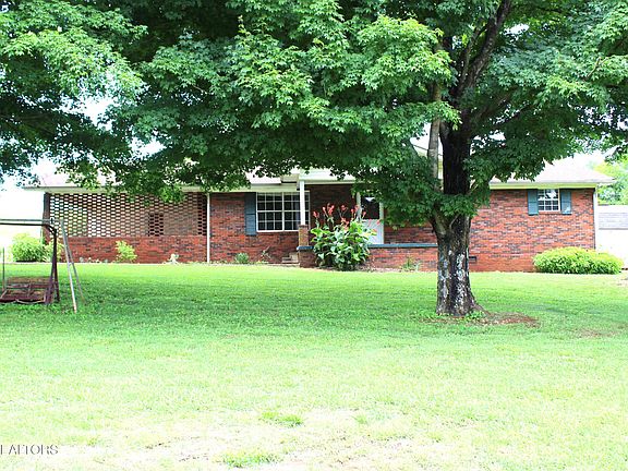2nd image of 241 Meadow Brook Rd