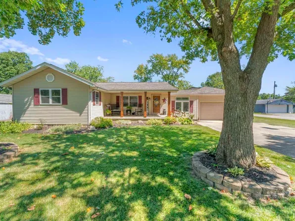 419 S Clinton St, Mulberry, IN 46058