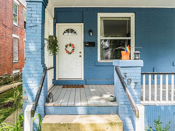 4th image of 395 Stoddart Ave #397
