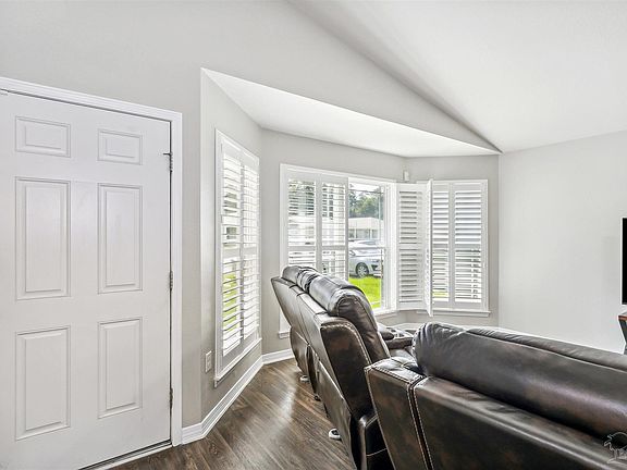 3rd image of 10566 Senegal Dr