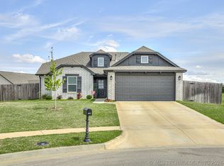2902 W Albuquerque Pl, Broken Arrow, OK 74011