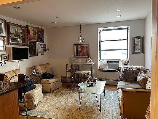 1st image of 28 Graham Ave #3R