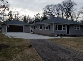 2706 N River Rd, Waterford, WI 53185