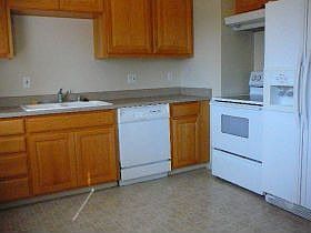 3rd image of 515 Dufour St