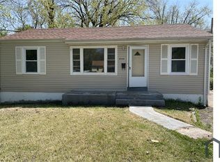 8546 Jenny Dr, Saint Louis, MO 63121
