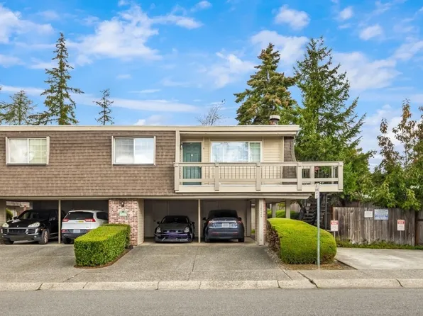 14526 NE 6th Pl APT 4, Bellevue, WA 98007