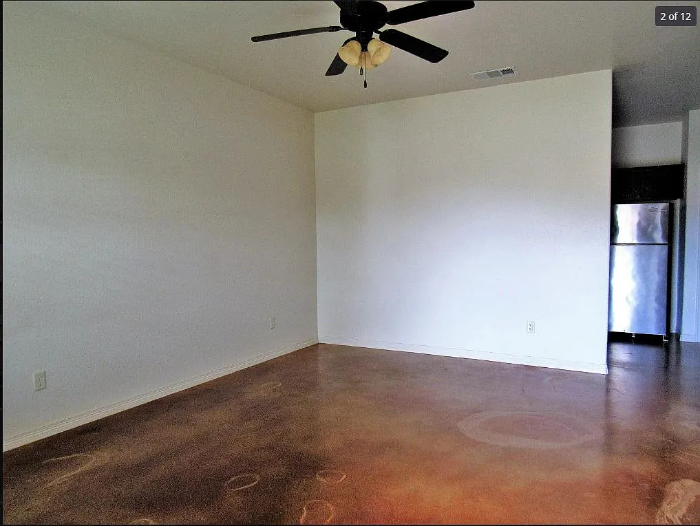 3 bed, 1450 sqft, $1,325 — Photo 2