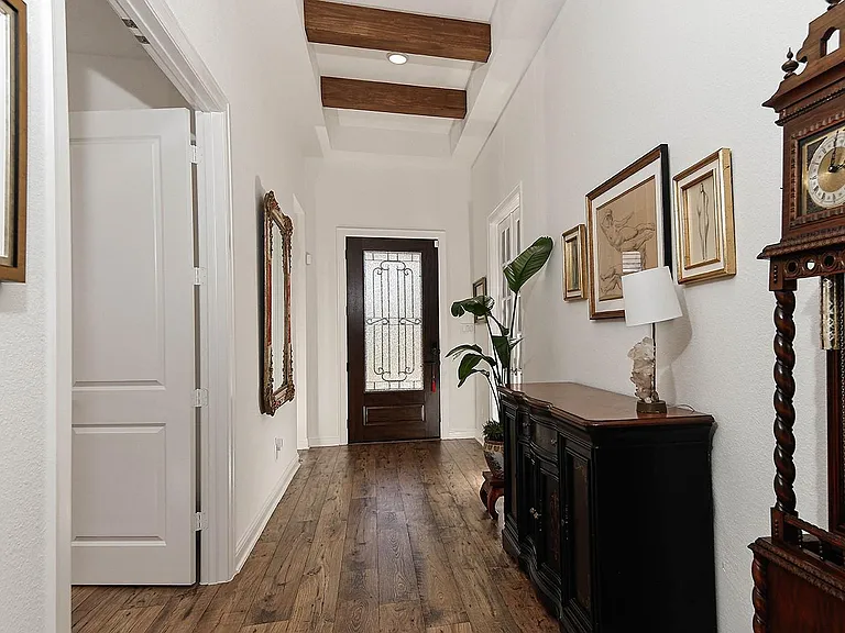 1137 Stillwater Pond Dr — Photo 3