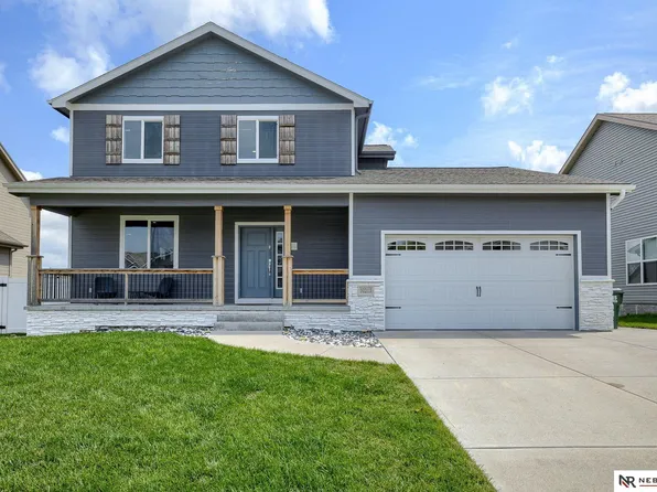 10213 N 152nd Ave, Bennington, NE 68007