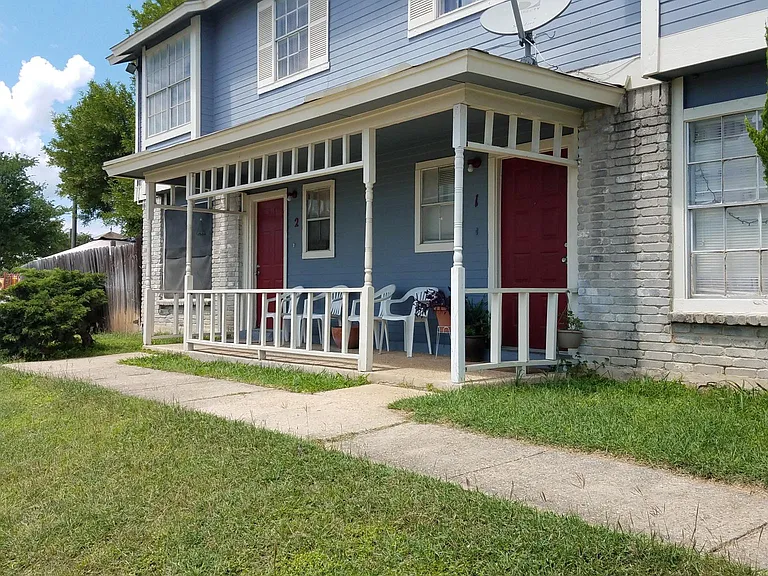 5236 Meadow Fld #1 — Photo 3