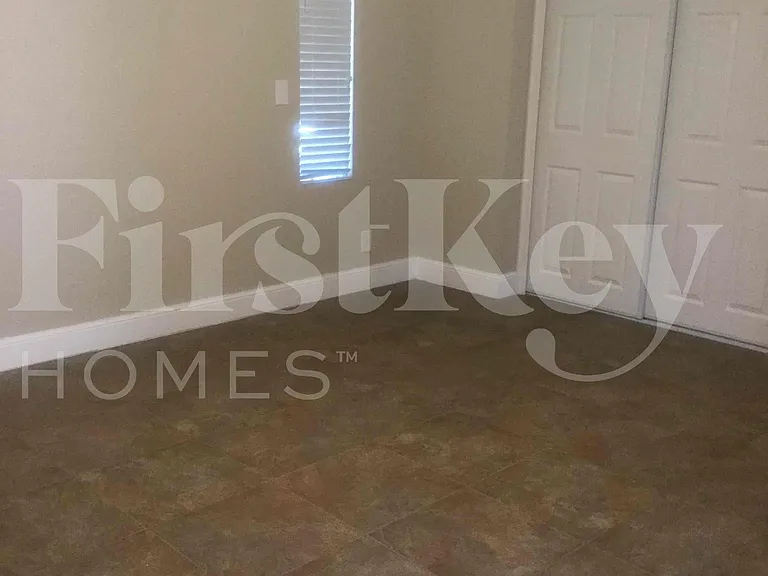 19742 Carolina Cir — Photo 37