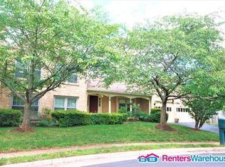 310 Tramore Ct, Sterling, VA 20164