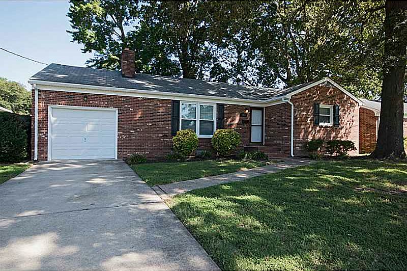 1st image of 102 Caldroney Dr