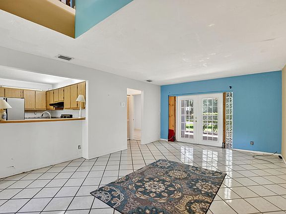 5th image of 3770 NW 6th Street