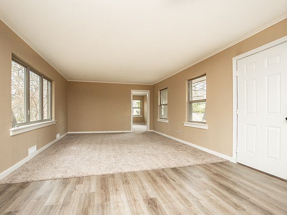 2nd image of 1003 Delwood Dr