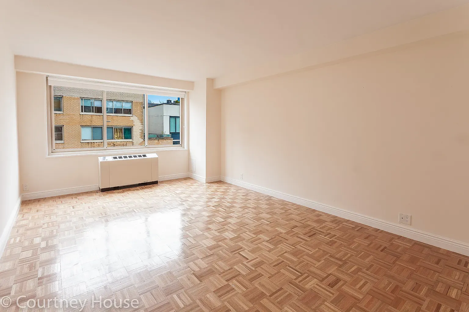 55 W 14th St — Photo 2
