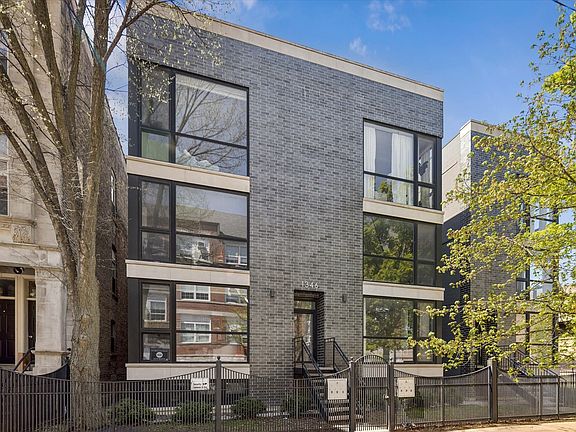 2nd image of 1346 N Claremont Ave #1N