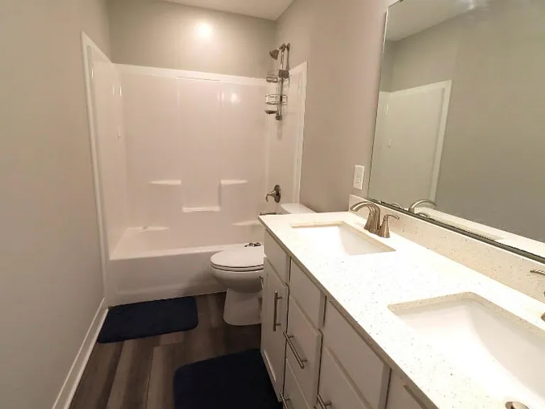3121 Emmaline Dr — Photo 10