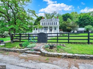 10381 Foust Rd, Glen Rock, PA 17327