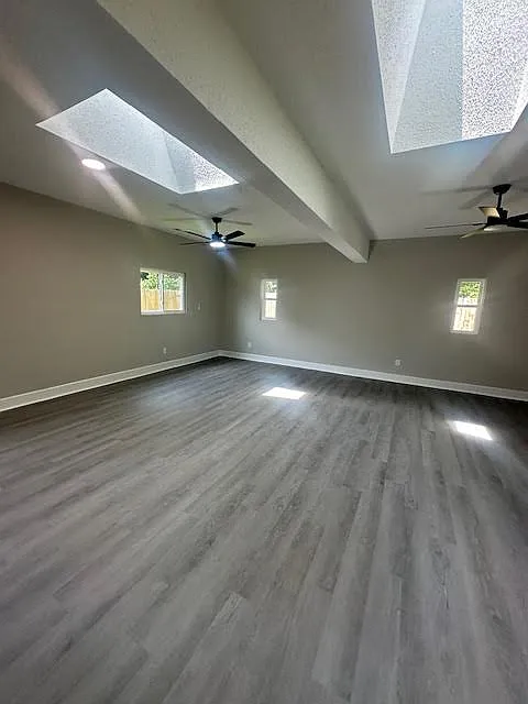 318 Sycamore Ave