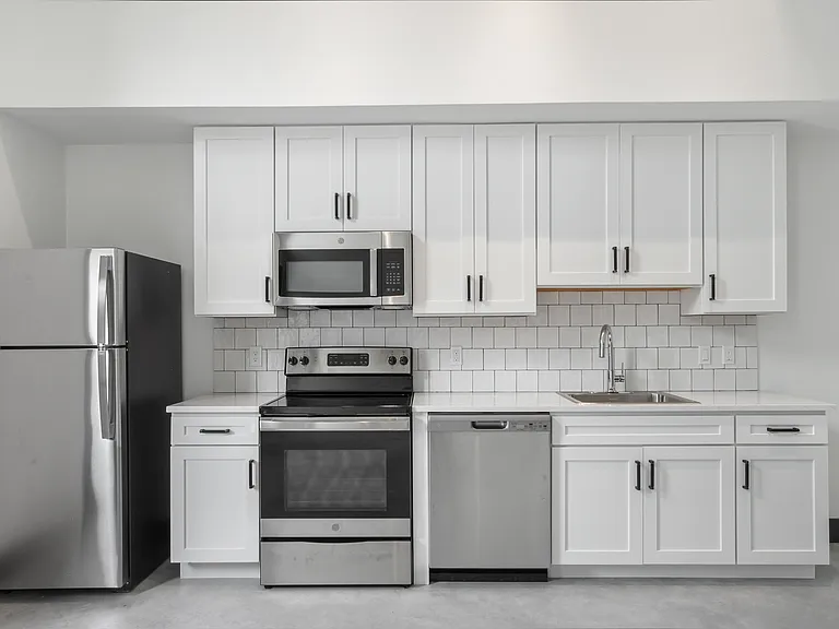 Thirty60 Lofts — Photo 27