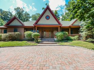 20 Manning Ln, Cherry Hill, NJ 08003