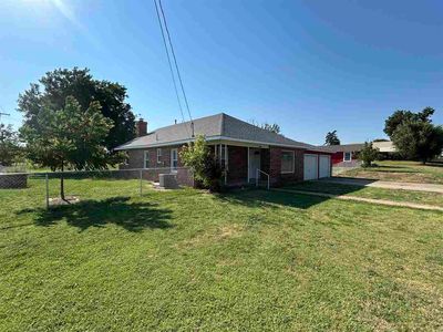 421 S 3rd St, Cyril, OK, 73029