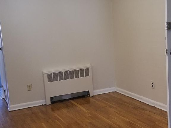 3rd image of 3412 Boller Ave