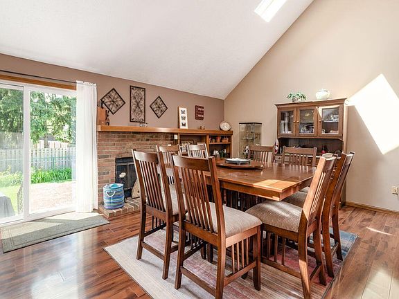 5th image of 176 Colony Park Dr