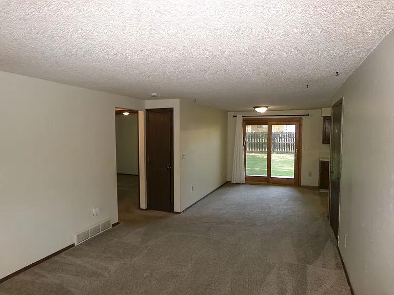 928 Silver Leaf Pl — Photo 12
